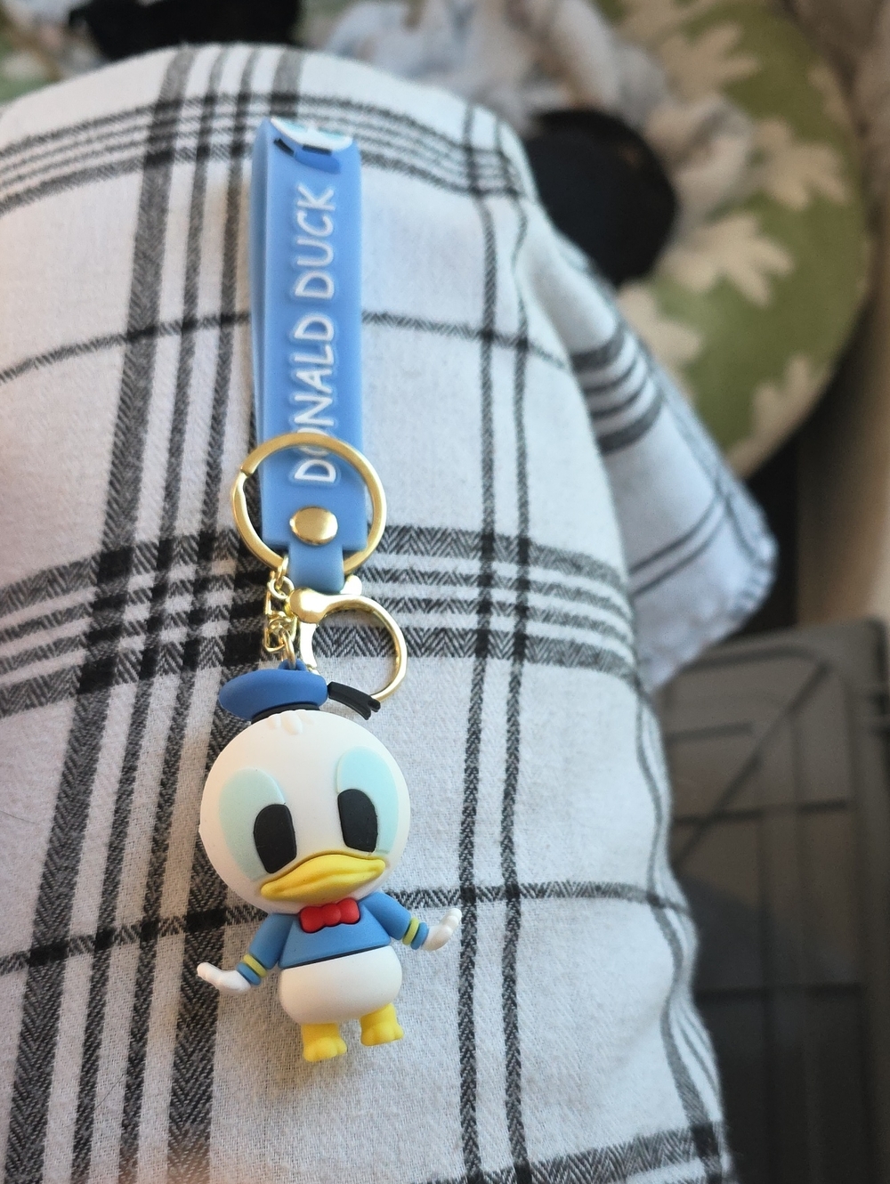 Donald Duck Silicone Charm Keychain - Blue & White